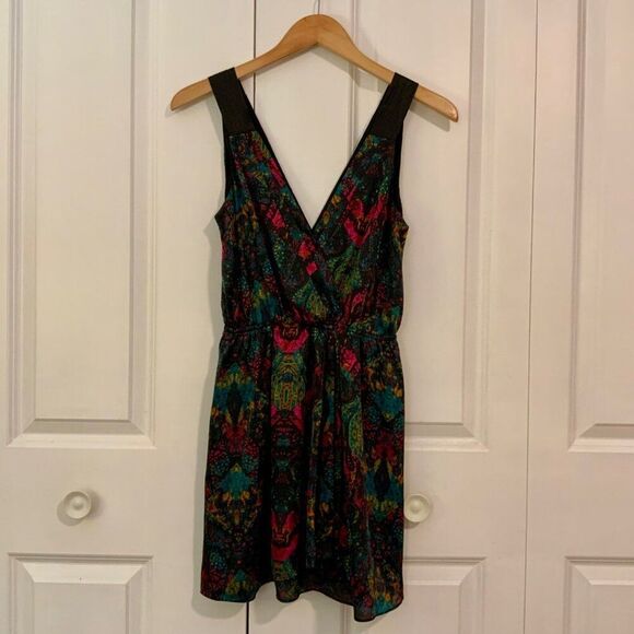 BCBGeneration Multi Color Viridian V Neck Faux Wrap Mini Dress Small - Picture 2 of 12
